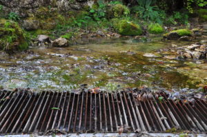 1.5 Opere di presa sul torrente Lora, a pochi metri di distanza dalla centrale Gazza (1)